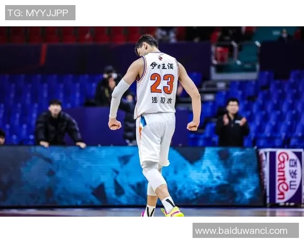 湖人深夜发文，疑似回应转会传闻