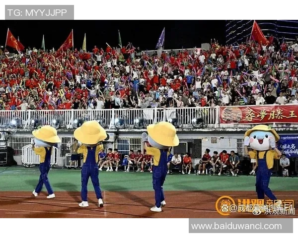 球迷热议焦点事件汇总盘点各类比赛看点与赛场内外精彩瞬间